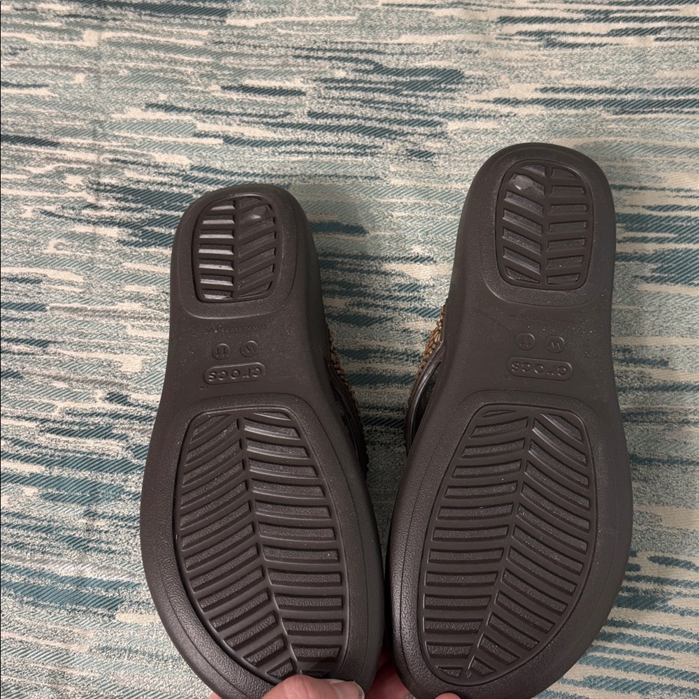 Brown Crocs, NWOT - Picture 4 of 4